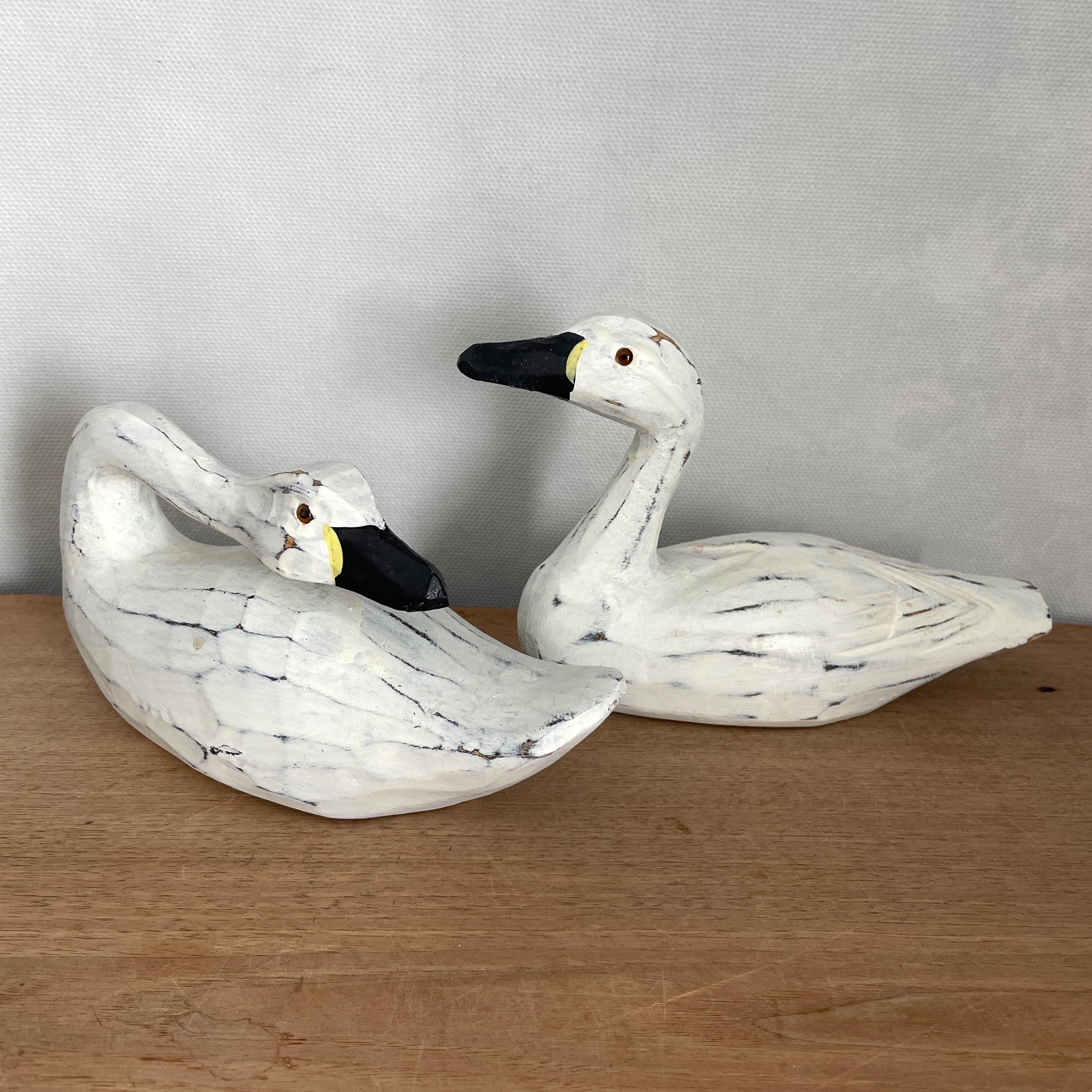 小物 WILD SWANS minas Vintage Schmid Porcelain Pair of Swans Music Box Figurine Plays