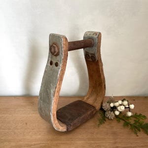 Wood Stirrup Vintage Saddle Stirrup Vintage Horse Equestrian Decor Western Decor Cabin Decor