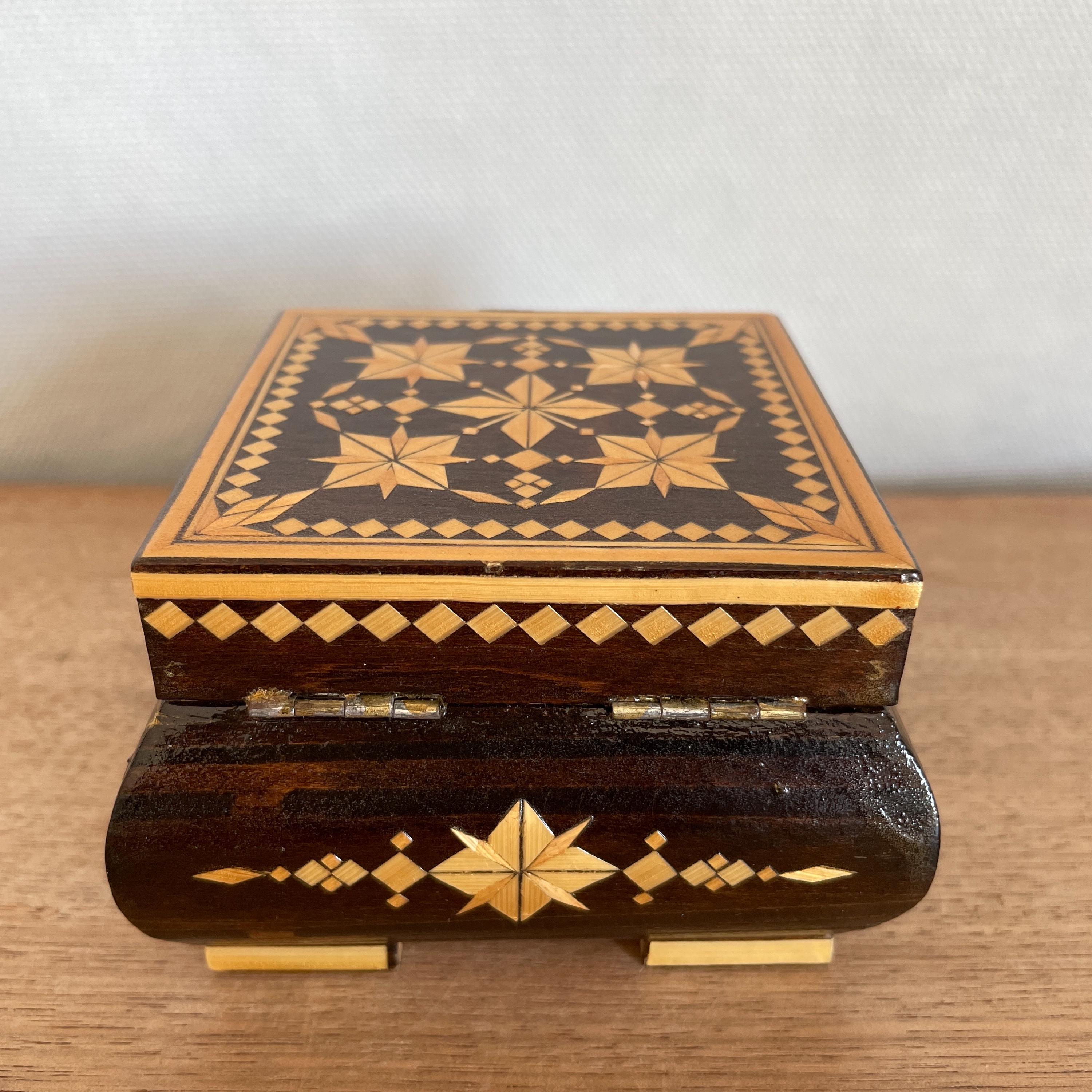 Small Inlayed Box Vintage Wood Inlay Box Small Jewelry Box Wood Ring Dish Vintage Wood ...