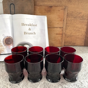 Set of 8 Glasses, Vintage Glasses, Vintage Water Glasses, Vintage Wine Glasses, Vintage Drinking Glasses, Kitchen Decor, Vintage Decor