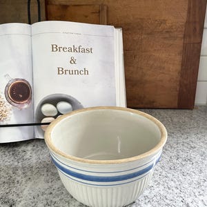 Blue Stripe Bowl, Vintage Bowl, Stoneware Bowl, Blue Banded Bowl, Vintage Stoneware Bowl, Primitive, Antique, Kitchen Decor, Farmhouse
