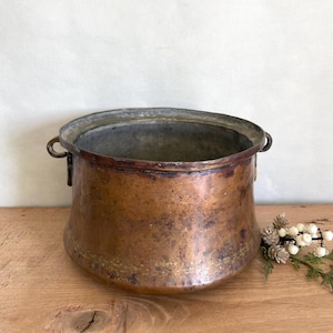 Copper Pot, Copper Planter, Copper Cauldron, Vintage Copper Pot, Vintage Decor, Farmhouse Decor, Antique Decor