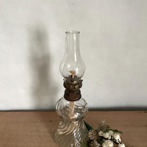 Small Glass Oil Lamp, Oil Lamp, Vintage Oil Lamp, Glass Oil Lamp, Lamp, Farmhouse Decor, Vintage Decor