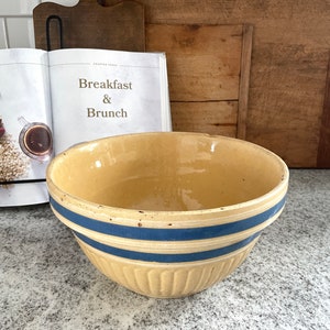 Blue Stripe Bowl, Vintage Bowl, Stoneware Bowl, Blue Banded Bowl, Vintage Stoneware Bowl, Primitive, Antique, Kitchen Decor, Farmhouse