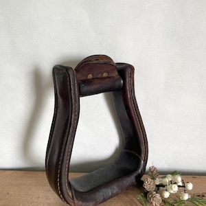 Leather Stirrup Vintage Saddle Stirrup Vintage Horse Equestrian Decor Western Decor