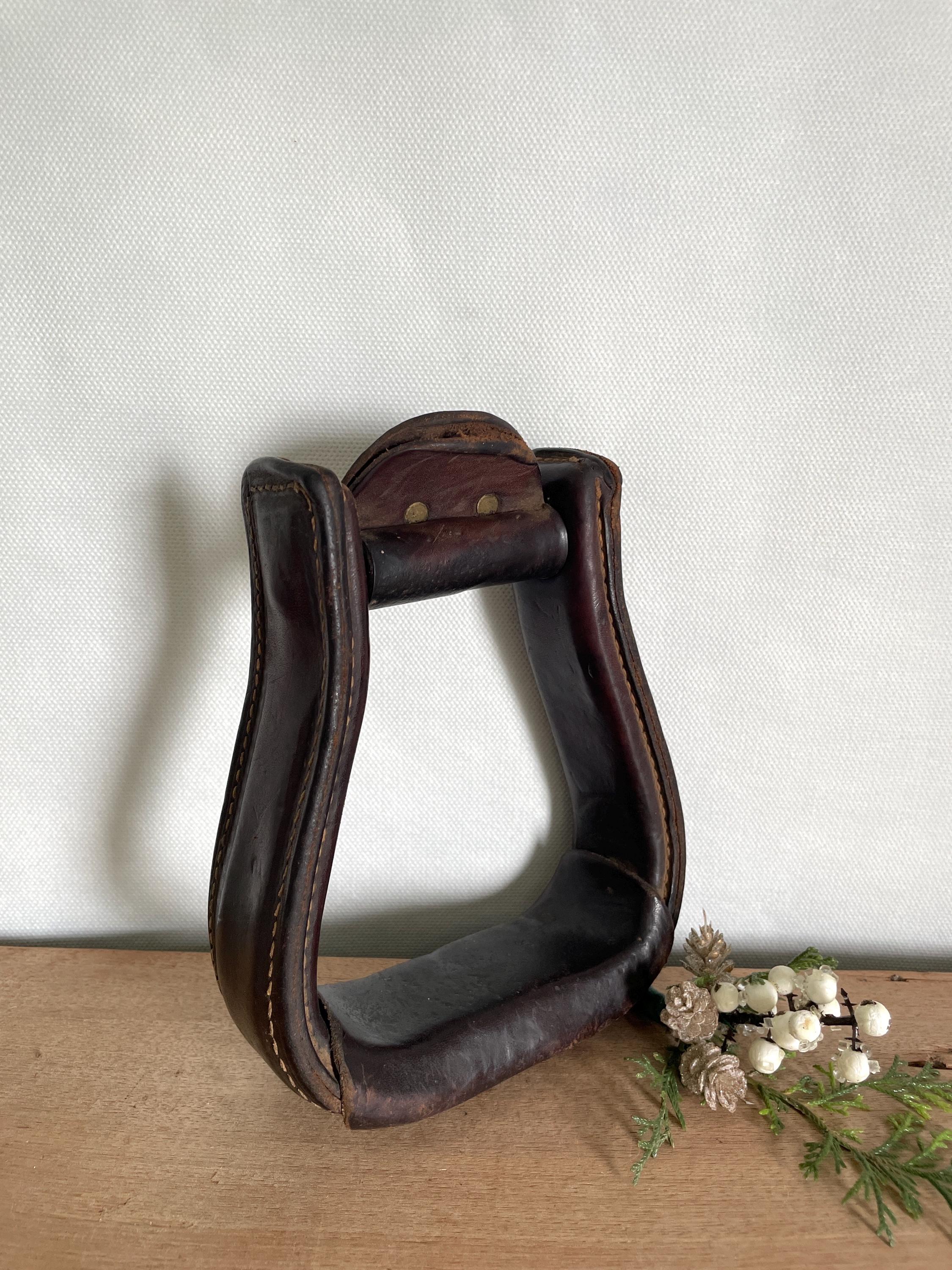 étrier de selle de cheval - France