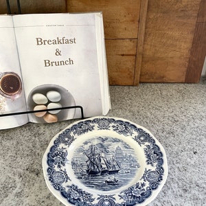 European Plate, Blue and White Plate, Ironstone Plate, Vintage Plate, White Plate, Floral Plate, Kitchen Plate, Kitchen Decor, Vintage