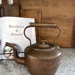 Copper Tea Kettle, Vintage Tea Kettle, Copper Kitchen Decor, Kitchen Decor, Vintage Decor, Tea Kettle, Copper Kettle, French Country