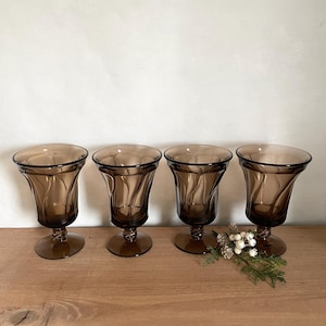 Set of 4 Brown Wine Glasses, Set of 4 Glasses, Brown Drinking Glasses, Vintage Glasses, Glassware, Vintage Glass, Stemware, Vintage Kitchen