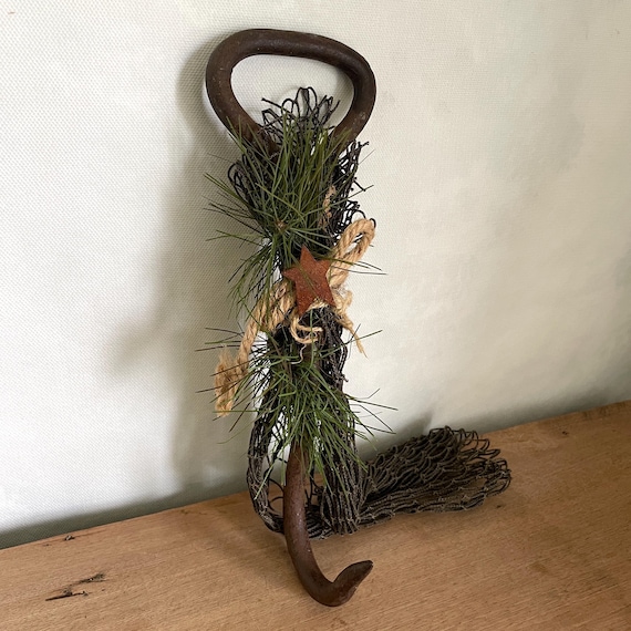 Iron Hook Primitive Hook Vintage Hook with Fishing Net Vintage Fishing  Nautical Decor Beach House Decor Cabin Decor