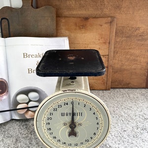 Kitchen Scale, White Kitchen Scale, Vintage Kitchen Scale, Kitchen Decor, Vintage Decor, Antique Decor, Farmhouse Decor, Rustic