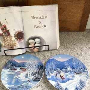 Christmas Plate, Decorative Plate, Vintage Plate, WS George Plate, Kitchen Decor, Vintage Decor, Plate, Vintage Horse, Cabin Decor