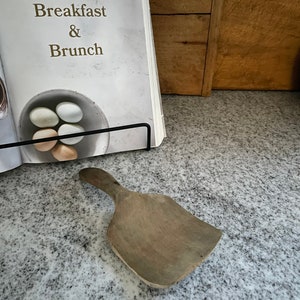 Wood Butter Paddle, Vintage Butter Paddle, Antique Butter Paddle, Butter Spoon, Kitchen Decor, Vintage Decor, Antique Decor, Farmhouse