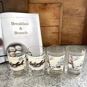 Currier and Ives Glasses, Set of 4 Drinking Glasses, Clear Drinking Glasses, Vintage Glasses, Glassware, Vintage Glass