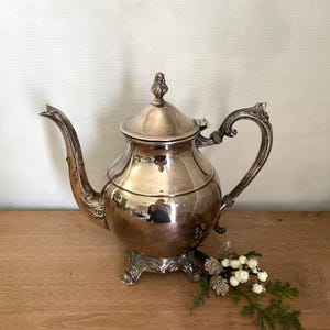Silver Tea Pot, Silver Pitcher, Vintage Pitcher, Kitchen Pitcher, Kitchen Decor, Farmhouse Kitchen Pitcher