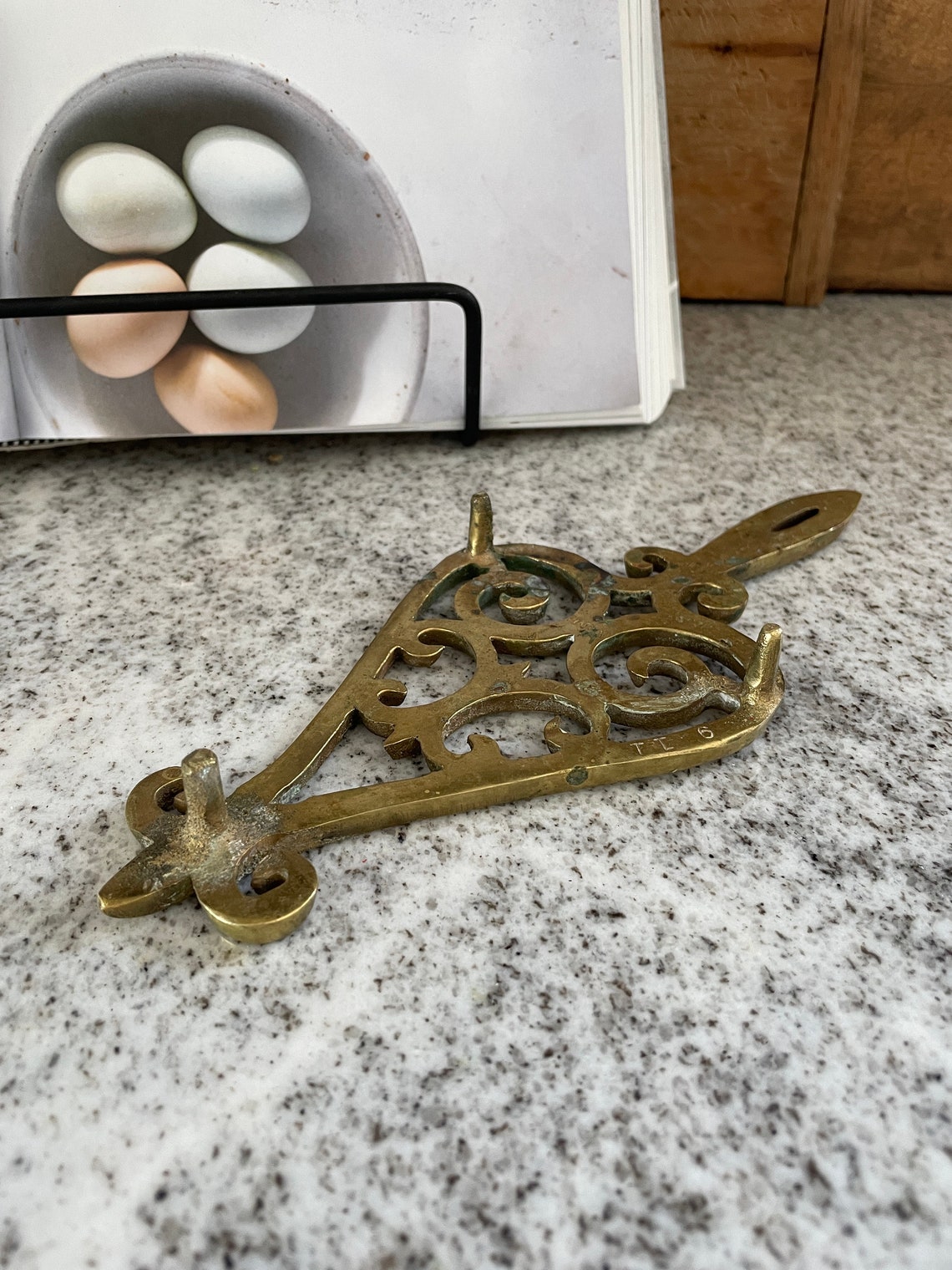 Trivet Brass Kitchen Decor Kitchen Stuff Kitchen Utensil Holder ...
