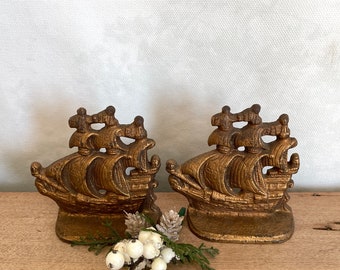 Ship Bookends, Vintage Bookends, Bookends, Cast Iron Bookends, Gold Bookends, Vintage Decor, Office Decor, Antique Decor
