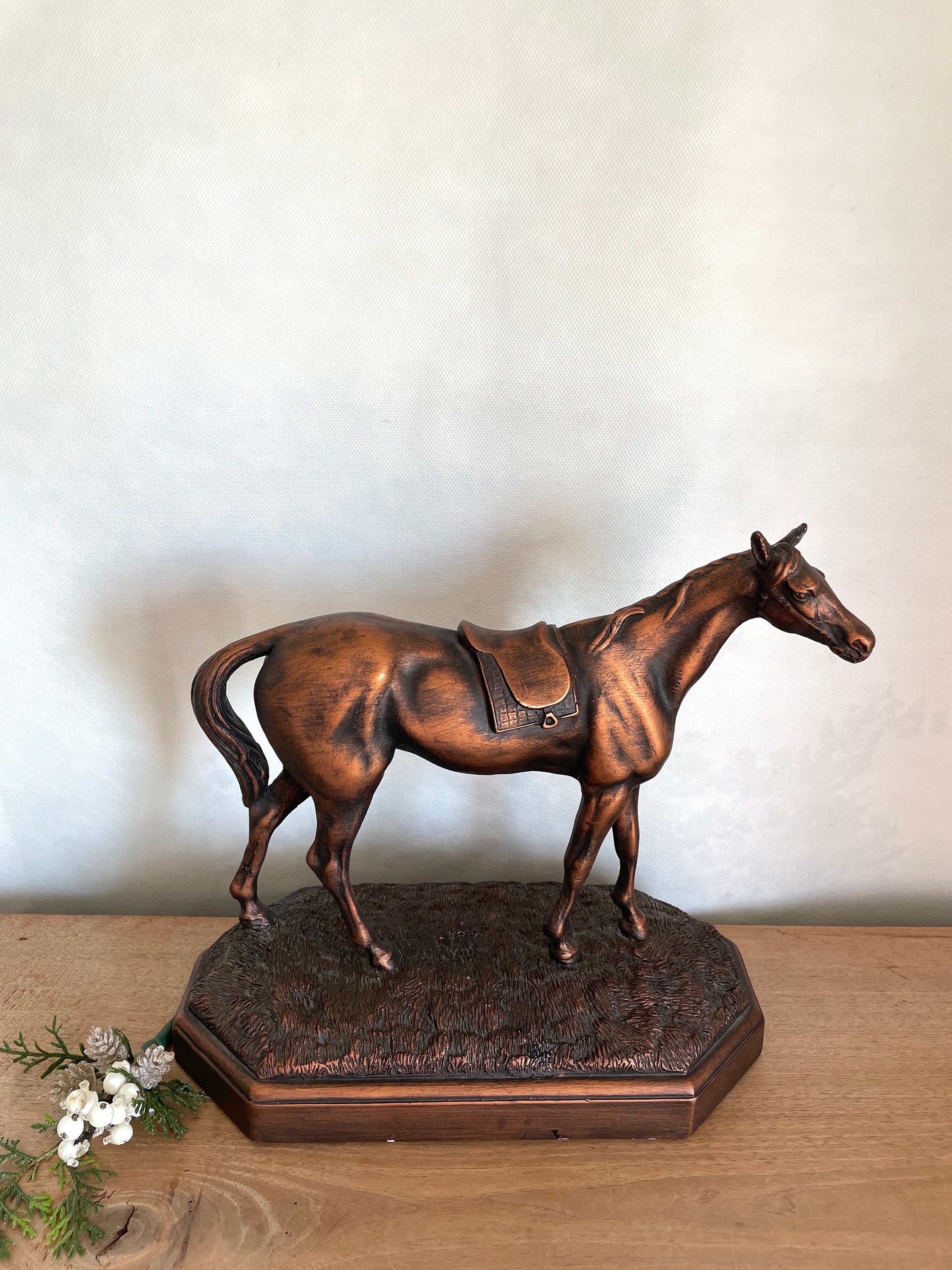 ヴィンテージの馬の像、陶器の馬の置物、ヴィンテージの馬