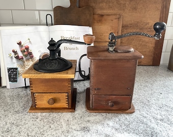 Coffee Grinder, Vintage Coffee Grinder, Wood Coffee Grinder, Vintage Decor, Kitchen Decor, Antique Decor