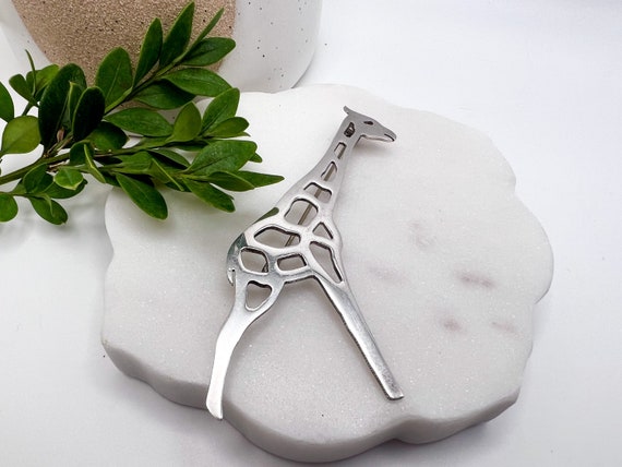 Vintage Sterling Silver Cutout Giraffe Pin - image 2