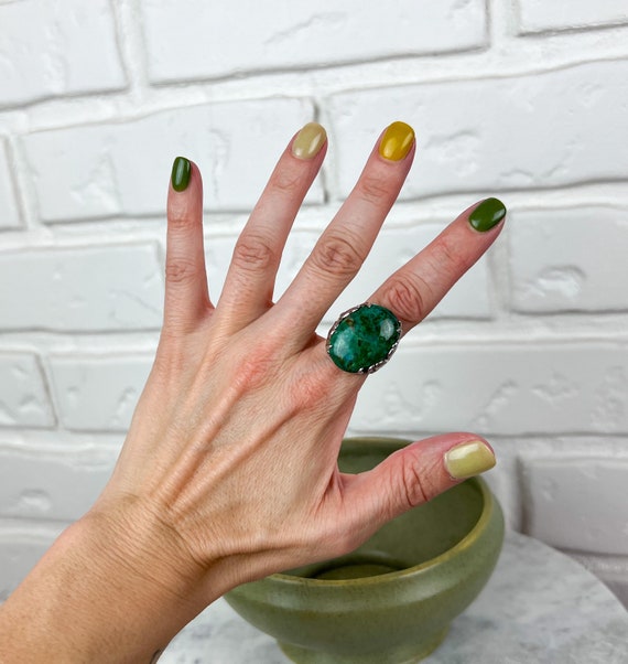 Oversized Statement Ring with Large Green Stone a… - image 10