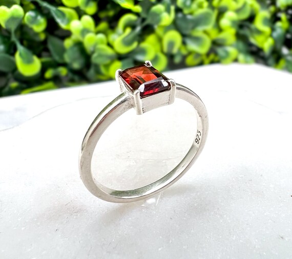 Simple, Modern Sterling + Rectangular Garnet Ring… - image 4