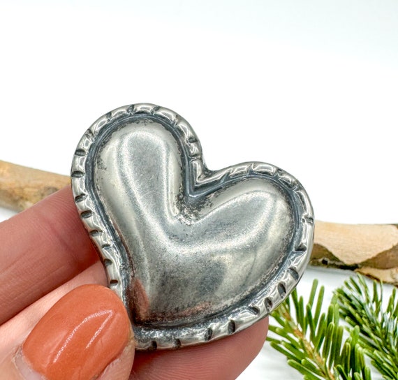 Vintage Sterling Silver Heart Pin with Thick Bord… - image 6