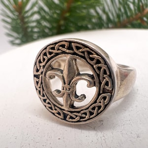 Vintage Sterling Silver Fleur de Lis Ring, Size 4 3/4