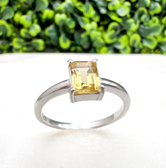 Simple, Modern Sterling + Rectangular Citrine Rin… - image 1