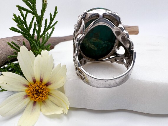 Oversized Statement Ring with Large Green Stone a… - image 5