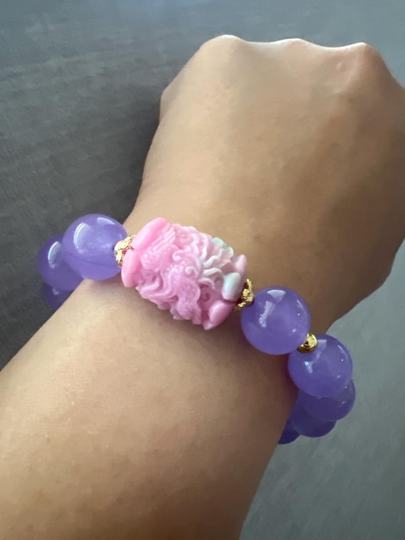 Unique Natural Lavender Chalcedony Crystal Quartz Gemstone 12mm with Carved  Lotus Flower and Phoenix Charm Bracelet