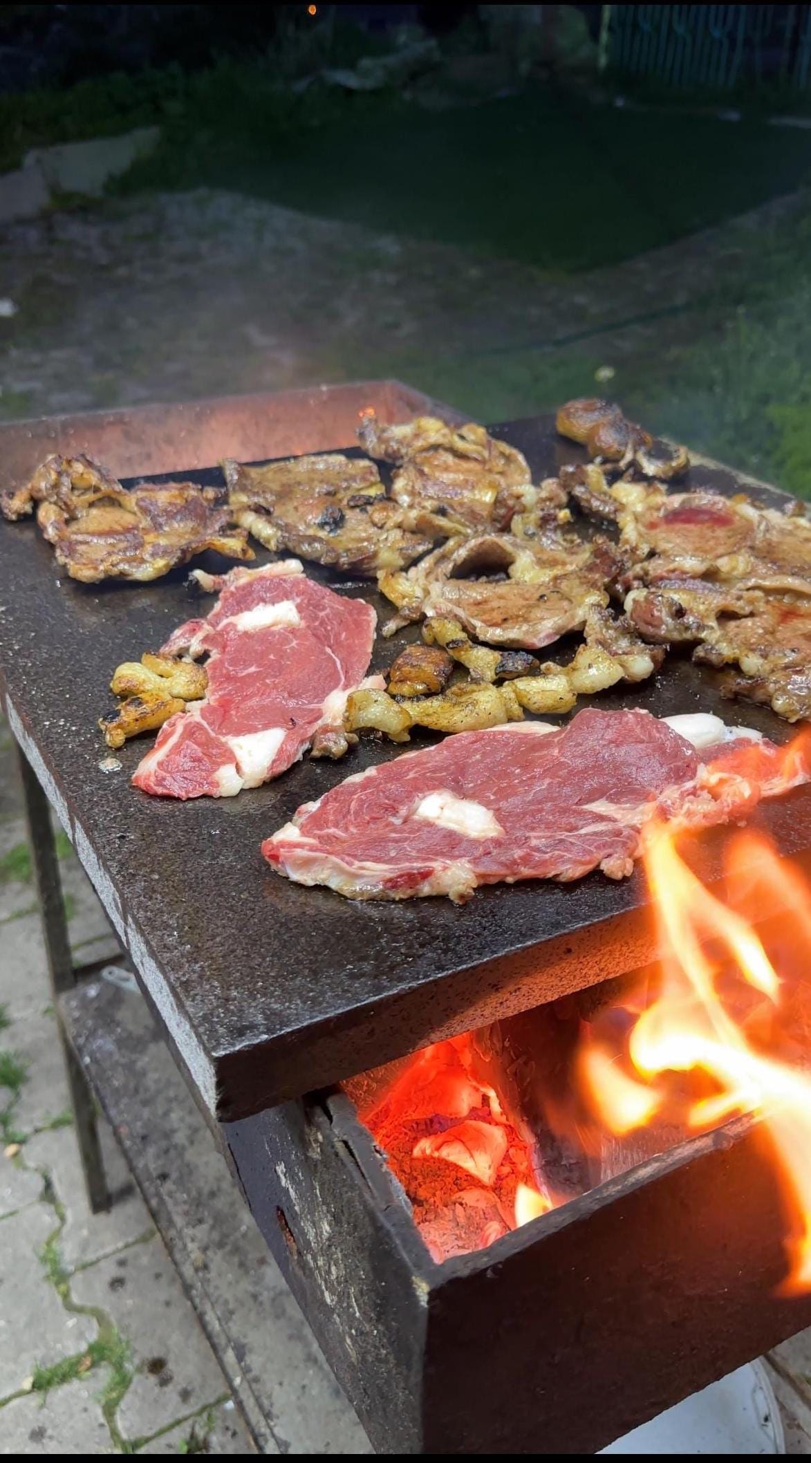 Pizza Stone|Natural Basalt BBQ Stone | 30x42 cm (12”x16.5”) | Oven & Grill Baking Stone for Pizza, Bread, Steak,BBQ,Meat,kitchen gifts