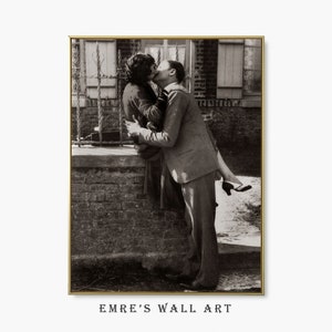Arte de pared vintage de pareja besándose, impresión de arte de pared de amor antiguo, amantes vintage, arte de pared de besos, arte de pareja enamorada, impresión vintage original