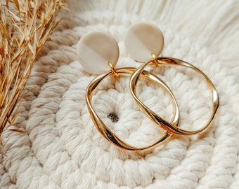 CHLOÈ Gold Circle Polymer Clay Earrings, Stud, Minimalist, Handmade, Hypoallergenic, Statement Earrings, 1 Pair