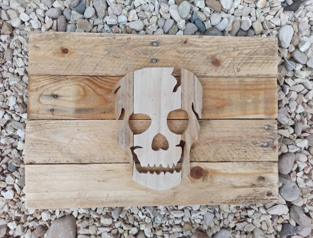 Tableau Tête de Mort Bois Palettes Recyclé