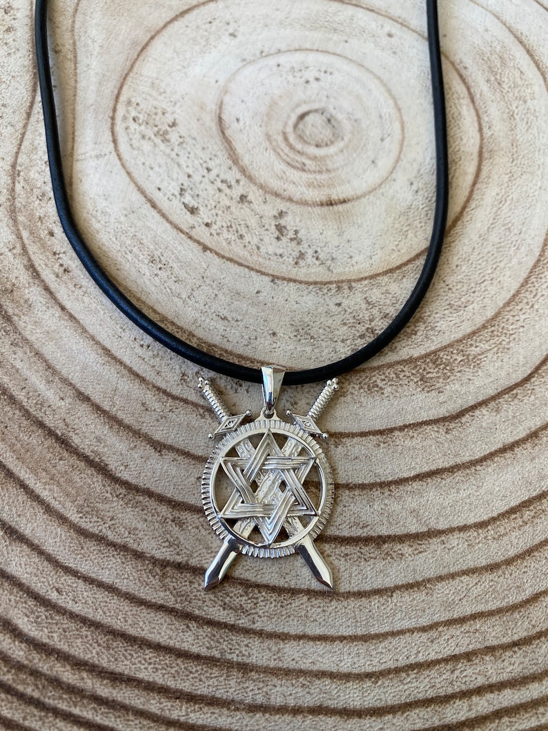Stainless Steel Silver-Tone Jewish Star Of David Mens Pendant Necklace 24
