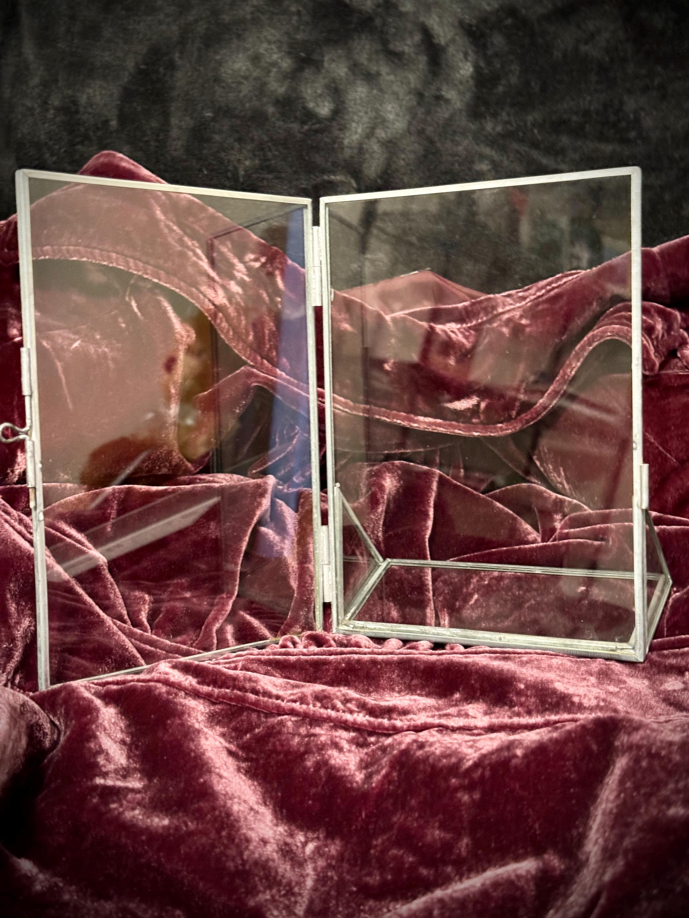 Vintage Metal and Glass Floating Picture Frame With Hinge and Latch - Etsy