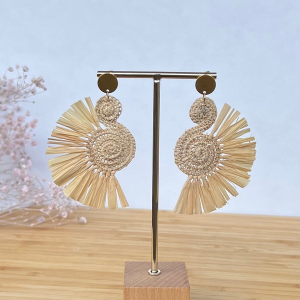 Natural Raffia Fringe Earrings, Beige Palm Earrings, Handmade Swirl Earrings, spiral earrings, boho bridesmaid earrings, snake earrings