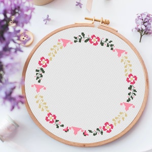 Uterus Wreath - Cross Stitch Pattern