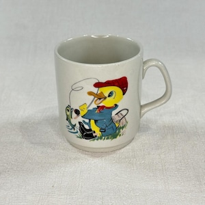 Taza infantil de cerámica vintage - Dibujo animado de un pato pescando - Fabricada en Inglaterra - Años 50/60