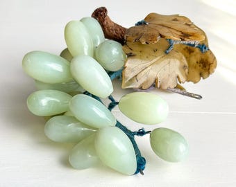 Vintage Carved Green Jade Grape Cluster Stone Fruit Decor Midcentury