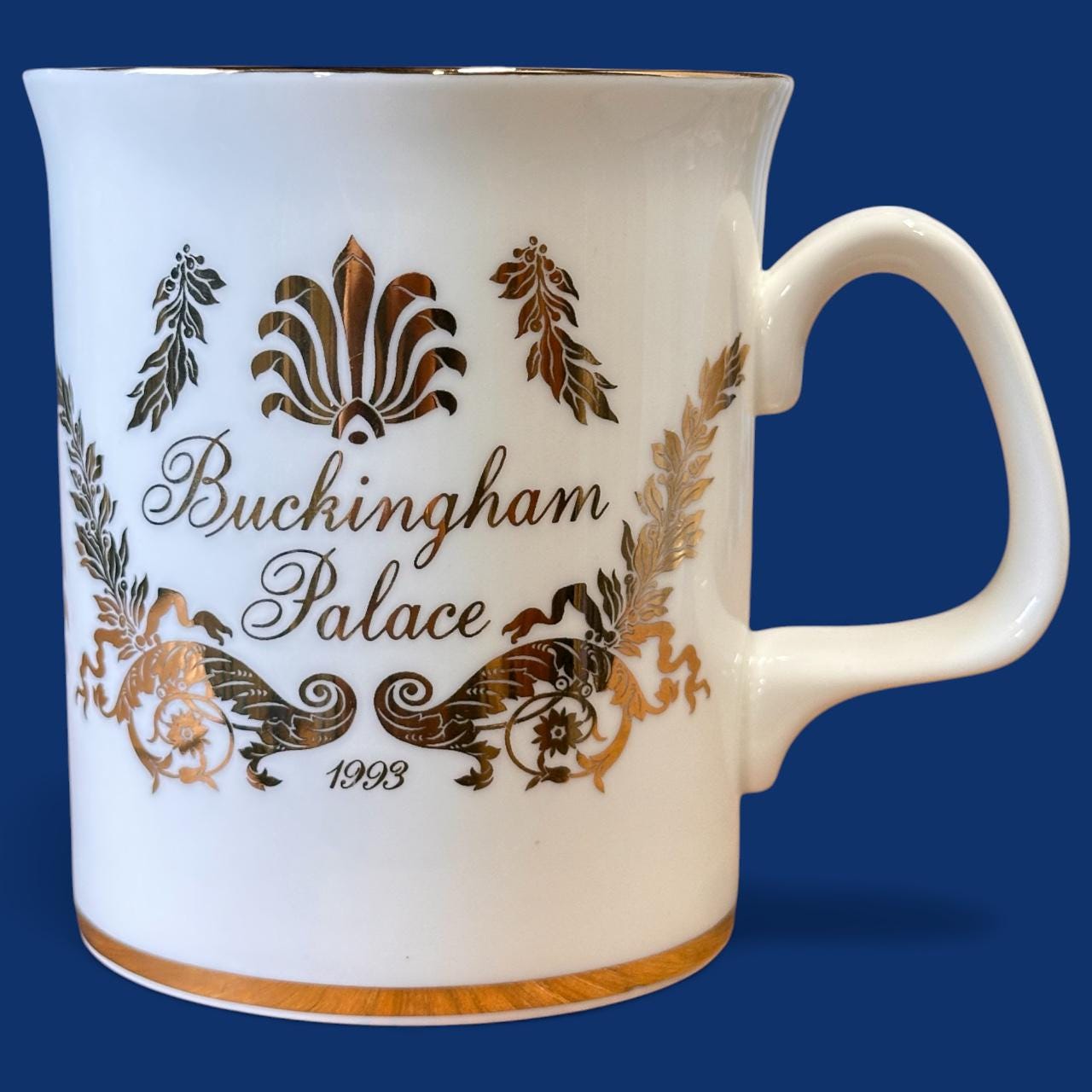 Buckingham Palace Gifts - 60+ Gift Ideas for 2026