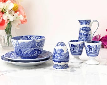 Juego de 7 piezas de loza estampada azul italiana Copeland Spode, 1891-1999.