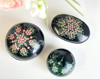 Vintage Hand-Painted Black Lacquer Trinket Boxes Set of 3
