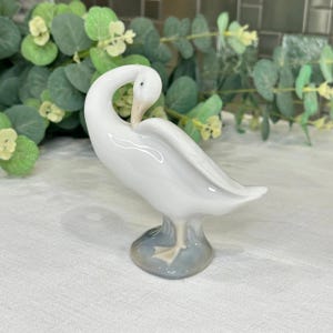 Vintage Lladró Goose Duck Figurine 4553, Spanish Porcelain Bird, 1970s Retired