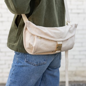 Gold Buckle Zipper Large Fanny Pack Pockets