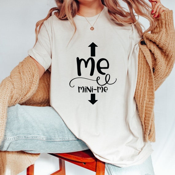 Announce Pregnancy Sweatshirt, Mama Sweatshirt, Sweatshirt for Mommy, Gift for Mommy, Funny Mama Sweatshirt, Expectant Mom Shirt