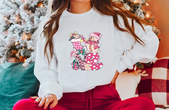 Christmas Sweater, Women's Christmas Shirt, Sweet Winter Sweater, Winter Outfit, Love Christmas, Christmas Motif Sweatshirt