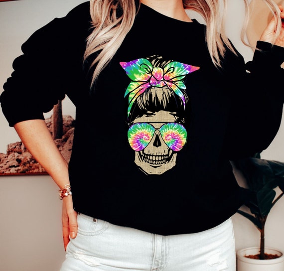 Retro Women Skull I Unisex Sweatshirt I Halloween Shirt I Halloween Skull Sweater I Skull Sweatshirt