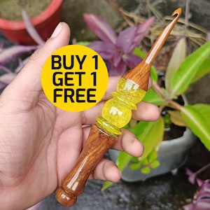 Custom Crochet Hook Set: Ergonomic resin crochet hooks handmade